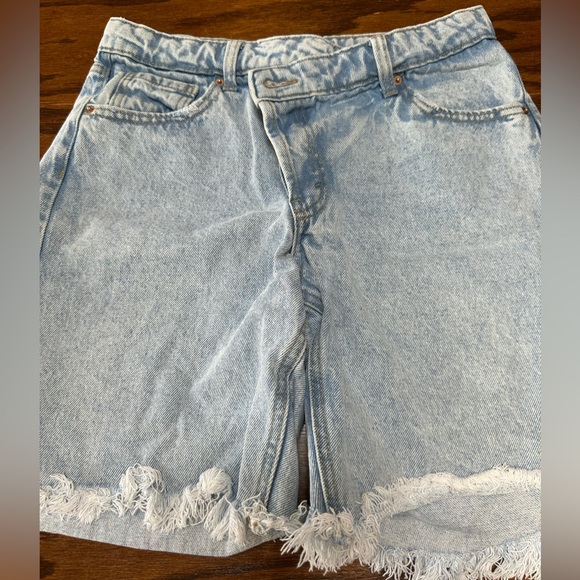 wild fable Pants - Light wash High Rise Bermuda Shorts Size 2